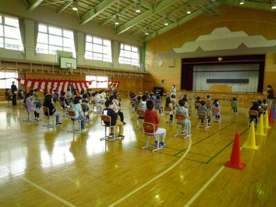 はじめは在校生だけの説明・練習